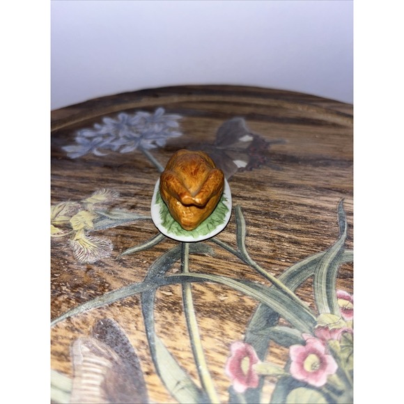 1983 Enesco Treasured Memories A‎ Family Gathering Thanksgiving Turkey - Picture 5 of 5